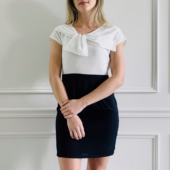 Forever 21 Dresses & Skirts - {Forever 21} Navy & White Front Drape Dress
